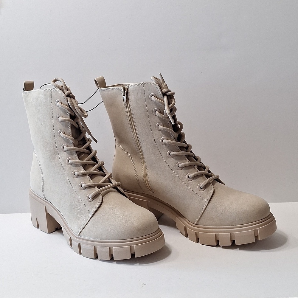 Maurices "NEW" Y2K Faux Suede Retro Chunky Heel Platform Lug Sole Boots Size 11 - Picture 3 of 10